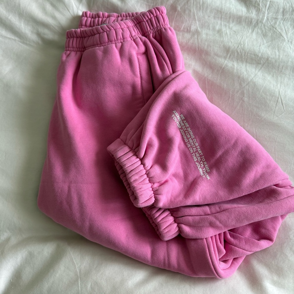 happy camp3r sweatpants
